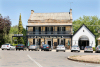 Australia - Berrima (NSW): the White Horse Inn motel - Southern Highlands district on the old Hume Highway - photo by S.Lovegrove