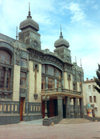 Baku: Opera and Ballet Theatre (photo (c) Miguel Torres / Travel-Images.com)