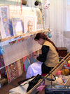 Baku, Azerbaijan: carpet weaver - photo by G.Monssen