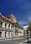 La Paz, Bolivia: Palacio Legislativo - view down Calle Ayacucho - Plaza Murillo - the city is the administrative capital, while Sucre is the constitutional capital of Bolivia - photo by M.Torres