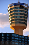 Niagara Falls, Ontario, Canada: Konica Minolta Tower Centre - temperature indicator - 10C - complete with a wedding chapel... and hotel - Fallsview area - photo by M.Torres