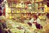 Catalonia - Barcelona: buying olives at the Mercat St. Josep / St. Josep Market - photo by M.Bergsma