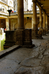 England - Bath (Somerset county - Avon): in the Roman Baths - photo by C. McEachern