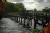 Henley-on-Thames, Oxfordshire, South East England: walkways to the Marsh Lock - photo by T.Marshall