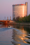 Estonia - Tartu / TAY (Tartumaa province): Business Centre tower, Hansapank HQ and the River Emajgi / Embach / Metra - bank - photo by A.Dnieprowsky