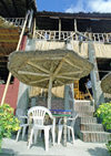 Guatemala - Panajachel - Lago de Atitln - Solol department: table at a lakeside restaurant - Lake Atitln (photo by A.Walkinshaw)