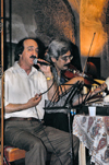 Iran - Shiraz: Iranian music ensemble performs at the Vakil baths, now a restaurant - photo by M.Torres