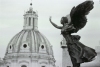 Italy / Italia - Rome: Vittoriano - La Vittoria, sculpture by Adolfo Apolloni, and the dome of Chiesa del Santissimo Nome di Maria - photo by E.Luca