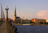 Latvia / Latvija - Riga: St Peter's church seen from the stone bridge / Akmen tilts un St Petera baznica (photo by Alex Dnieprowsky)