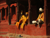 58 Nepal - Kathmandu: Durbar Square - sadhus (photo by M.Samper)