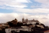 Portugal - Alentejo - Portalegre: the old town in the distance / Portalegre: no horizonte - photo by M.Durruti