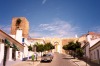 Avis: orange trees by the town gate - laranjeiras e portas da vila - photo by M.Durruti