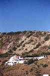 Portugal - Algarve - Praia da Luz (concelho de Lagos): hillside retreat / refgio na encosta (photo by D.S.Jackson)