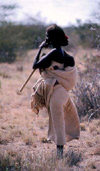 Somalia - Somali nomad woman with baby - photo by Craig Hayslip