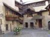 Switzerland - Suisse - Montreux: Chateau de Chillon - court (photo by Christian Roux)