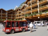 Switzerland / Suisse / Schweiz / Svizzera - Zermatt: shuttle bus (photo by C.Roux)