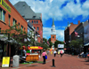 Burlington, Vermont, USA: view along the pedestrianised Church Street, Unitarian Church at the end - Burlington Town Center - photo by M.Torres