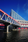 Baltimore, Maryland, USA: National Aquarium in Baltimore - bridge to Pier 4 Pavillion, housing the dolphins - photo by M.Torres