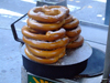 Manhattan (New York City): Pretzels at 5th Avenue - street food - photo by M.Bergsma